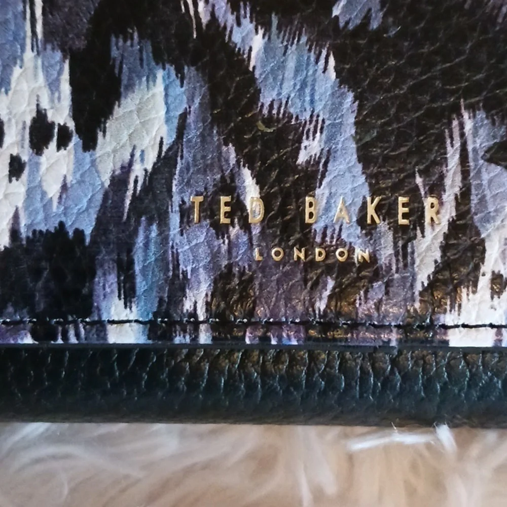 Ted Baker Kammie purse - Picture 2 of 10